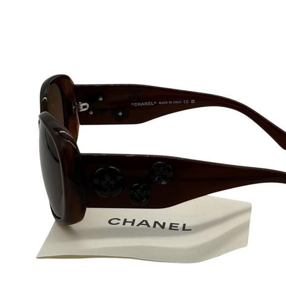 CHANEL CC Logo Camellia Flowers Oval-Frame Brown Sunglasses - Picture 2 of 5